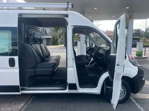 peugeot boxer 2.2 hdi /DUBBEL CABINE 6 pl//euro 6di//€15700+, Auto's, Voorwielaandrijving, Euro 6, 2500 kg, Wit
