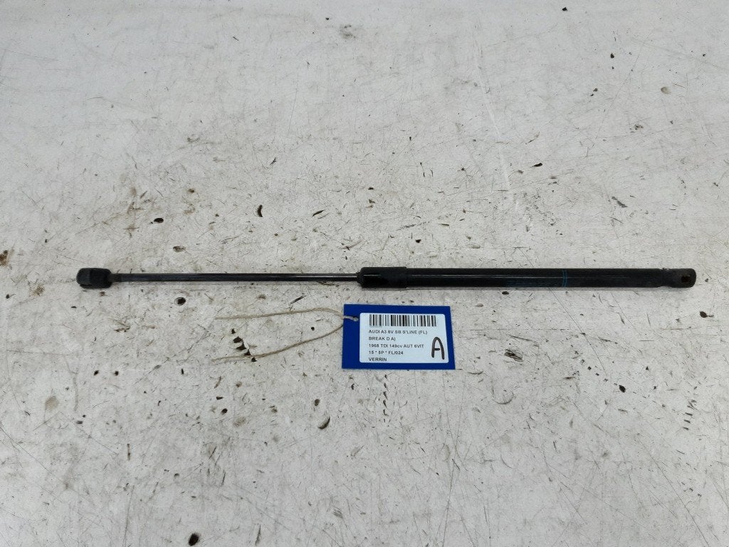 VERIN A GAZ Audi A3 Sportback (8VA / 8VF) (01-2012/10-2020), Auto-Union-Straße  1,
85057  Ingolstadt, DE, Info@audi.de, Audi, Utilisé