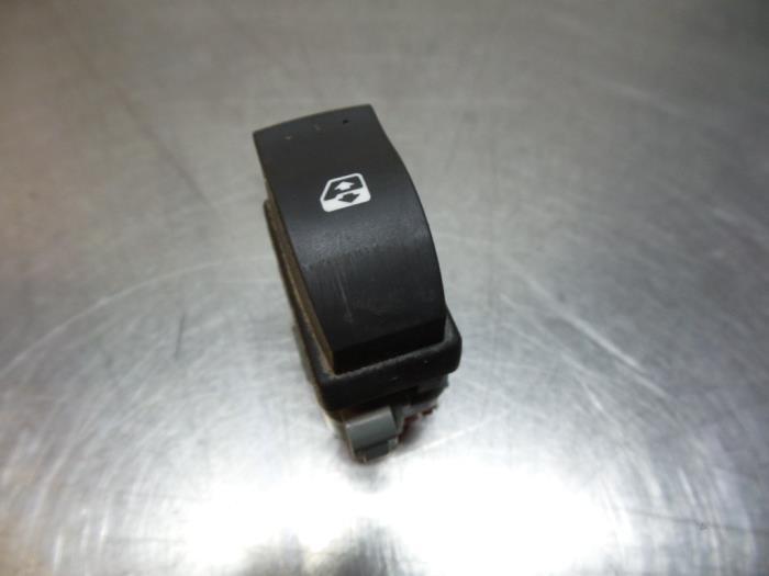 Elektrisch Raam Schakelaar van een Renault Master (Master 2, Auto-onderdelen, Dashboard en Schakelaars, Gebruikt, -, Renault, -