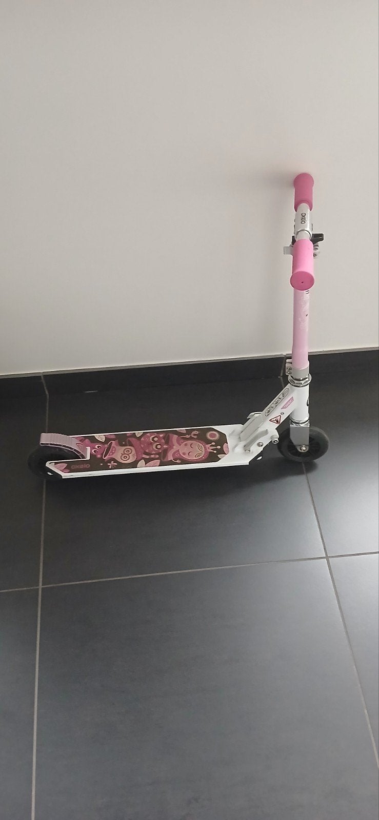 Trottinette Oxelo Mid 1 rose et blanche (avec sa boîte d'ori, Vélos & Vélomoteurs, Enlèvement ou Envoi, Comme neuf, Oxelo