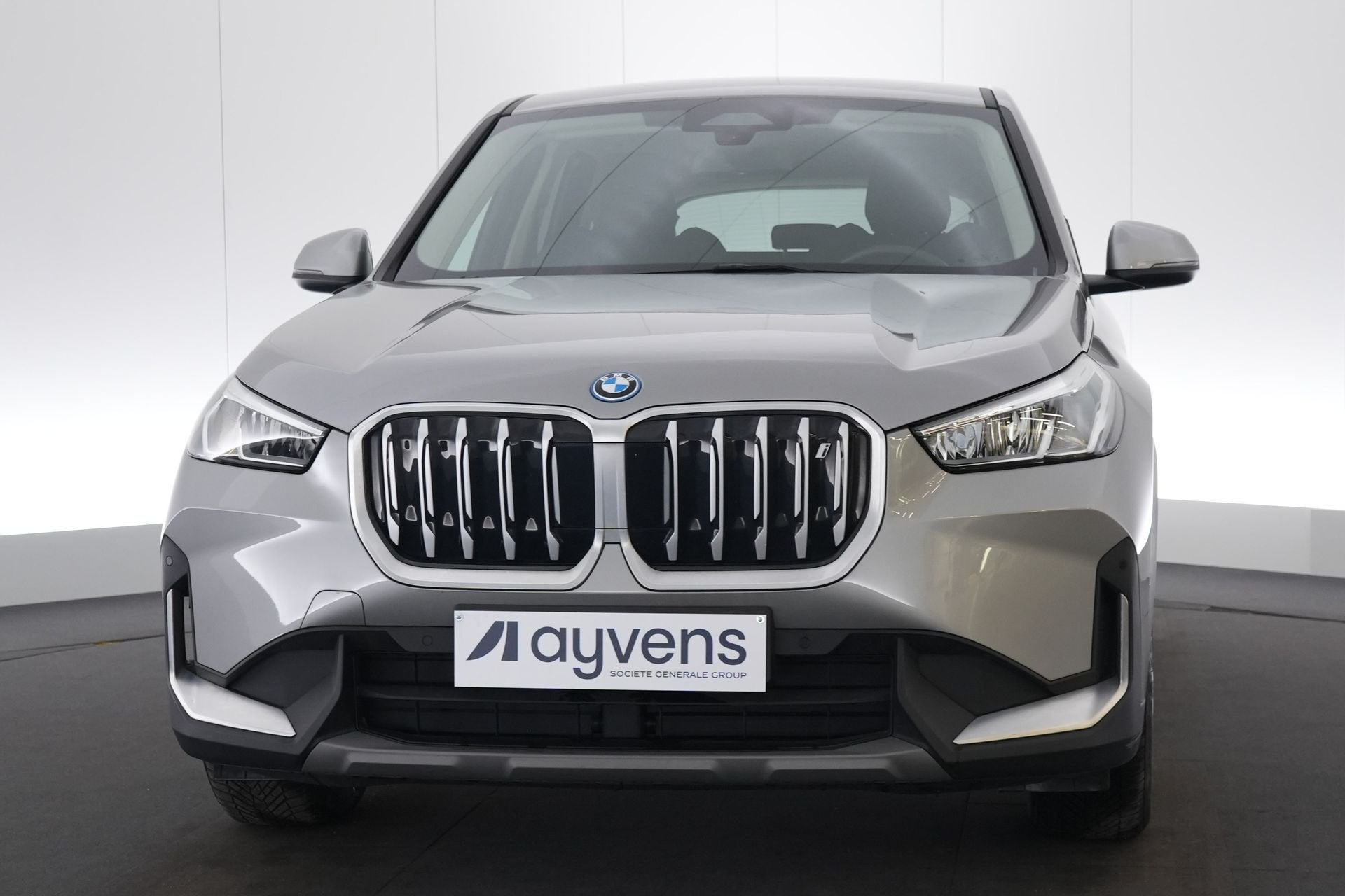 (2DTH897) BMW IX1, Autos, Entreprise, Carnet d'entretien, Autres couleurs, 5 places