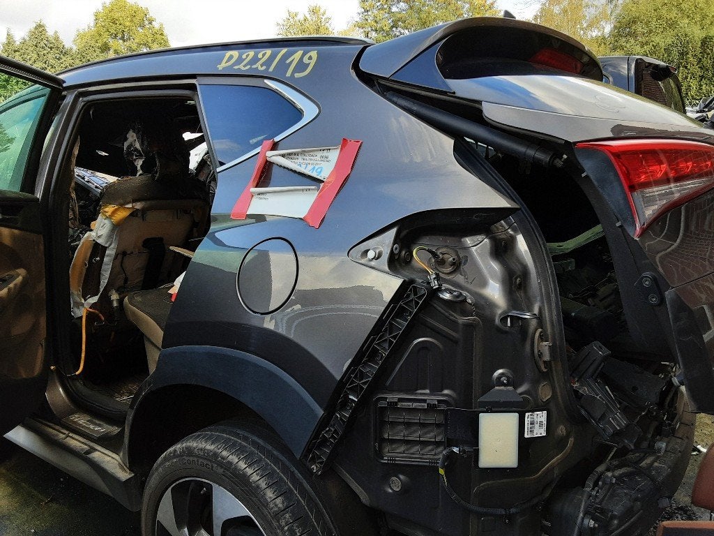AILE ARRIÈRE GAUCHE Hyundai Tucson (TL) (01-2015/05-2023), Garde-boue, Kaiserleipromenade 5
63067  Offenbach am Main, DE, Utilisé