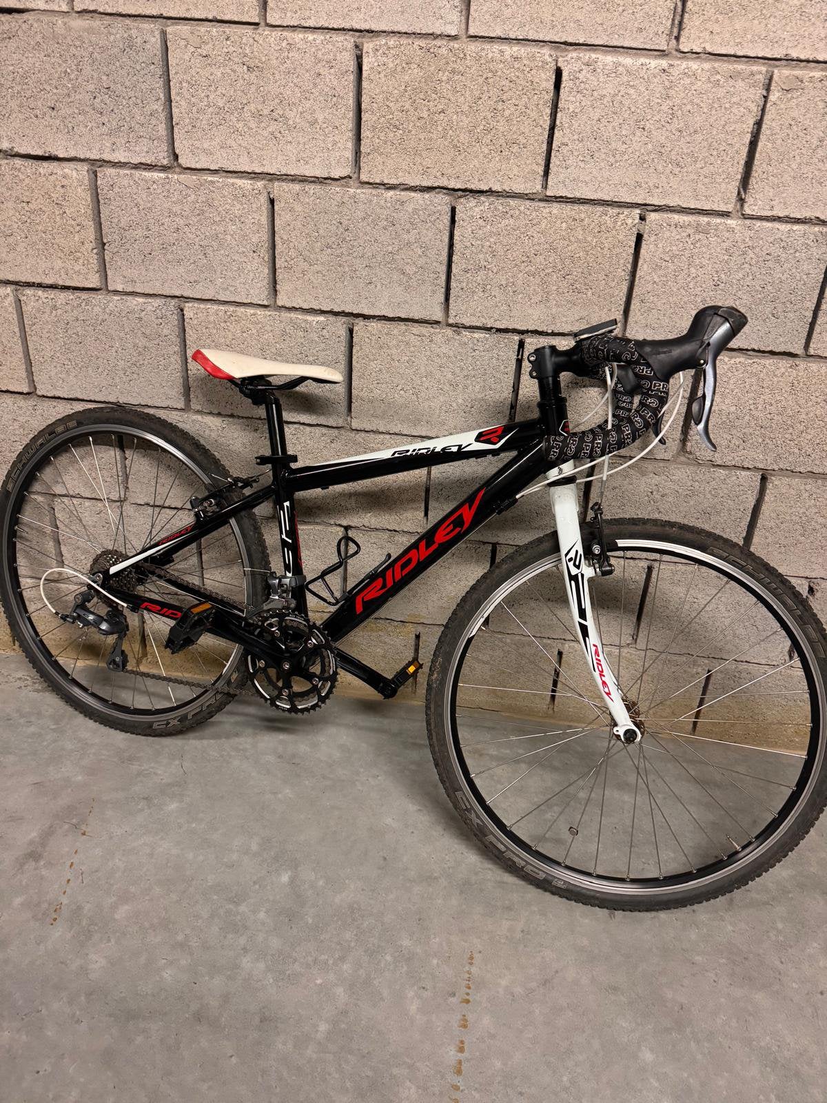Ridley cross/wegfiets, Velgrem, Versnellingen, Zo goed als nieuw, Ophalen