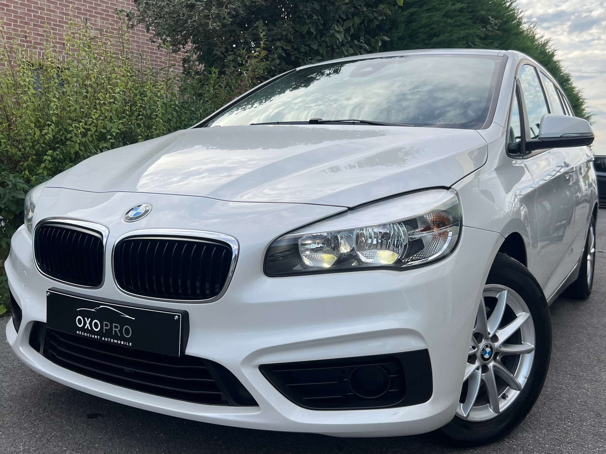 BMW 2 Serie 216 D Gran Tourer 116CV / Ecran / Airco / Blueto, Voorwielaandrijving, Stof, Gebruikt, Euro 6
