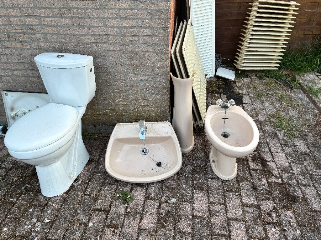 toilet bidet lavabo gratis op te halen, Doe-het-zelf en Bouw, Sanitair, Ophalen, Gebruikt, Toilet