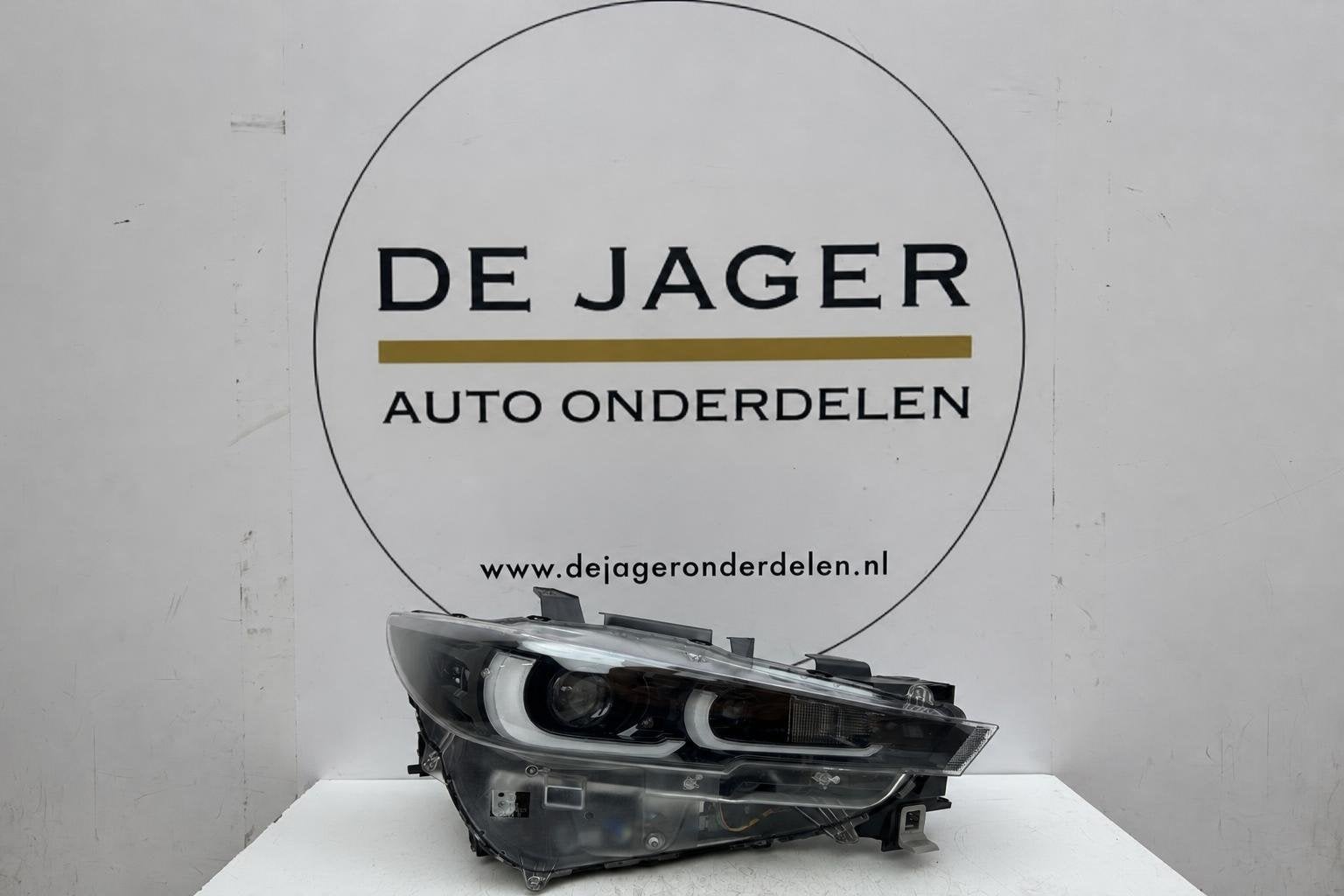 Mazda CX-5 KF FL Full LED koplamp rechts KSD151030, Auto-onderdelen, Gebruikt, Shinchi, Fuchu-Cho 3-1
730-8670  Hiroshima, Mazda Motor Corporation