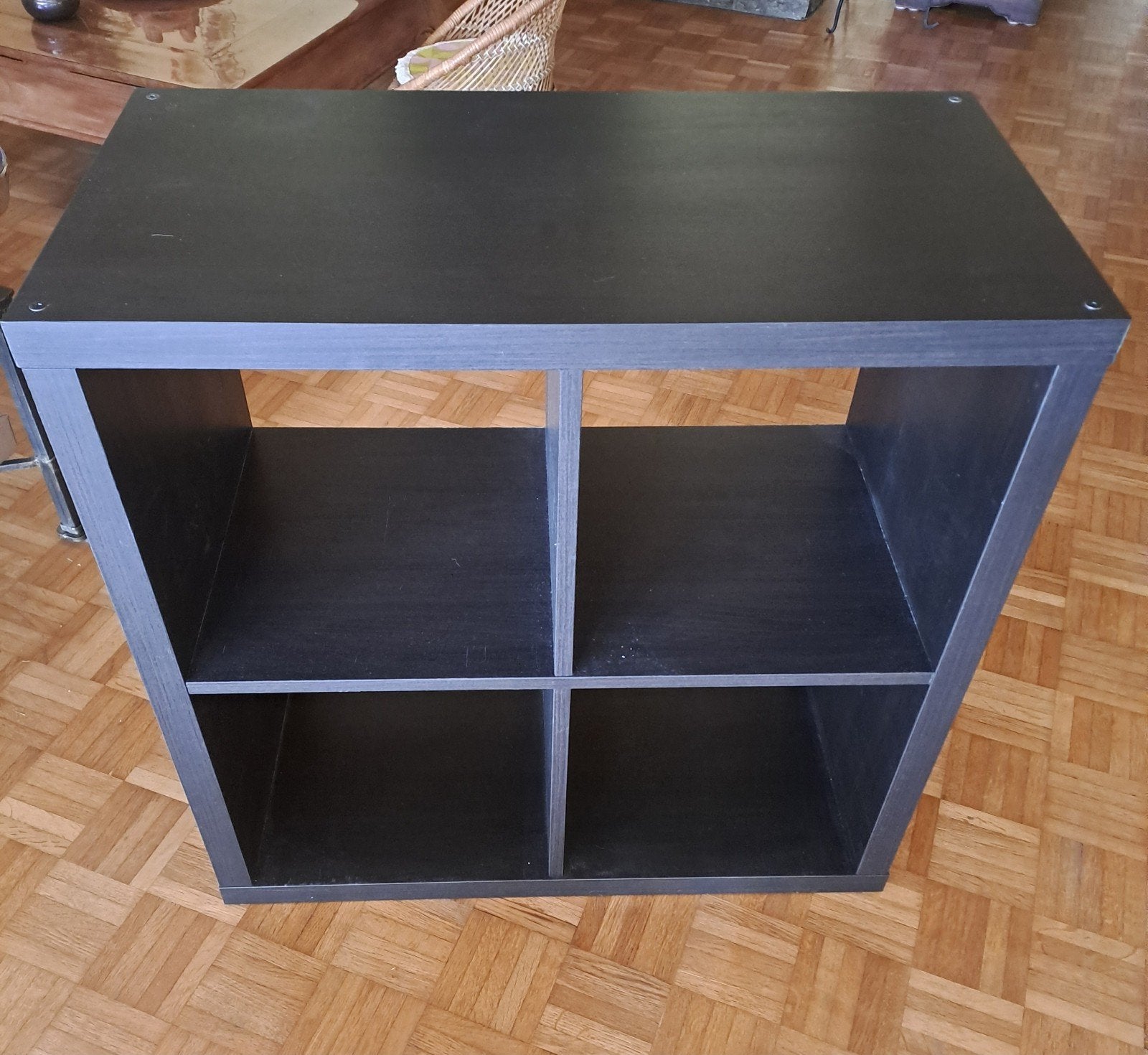 Armoire Ikea noire en très bonne état, Maison & Meubles, Armoires | Commodes, 3 ou 4 tiroirs, 25 à 50 cm, Moins de 100 cm, Comme neuf
