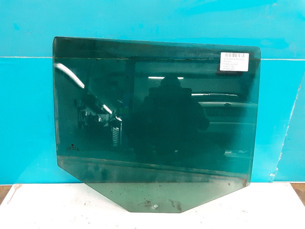 VITRE ARRIERE DROITE Skoda Fabia II Combi (01-2007/12-2015), Utilisé, Info@skoda-auto.de, Skoda, Max-Planck-Straße  3-5
64331  Weiterstadt, DE