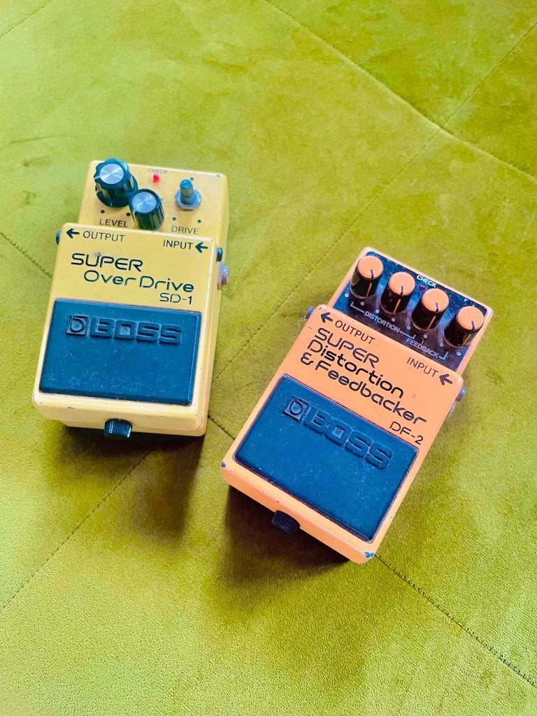 Lot de deux pédales vintage Boss SD-1 et DF-2, Musique & Instruments, Effets, Utilisé, Distortion, Overdrive ou Fuzz, Enlèvement ou Envoi