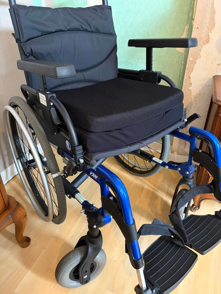 Fauteuil roulant V300 Vermeiren, Divers, Chaises roulantes, Comme neuf, Fauteuil roulant manuel, Enlèvement
