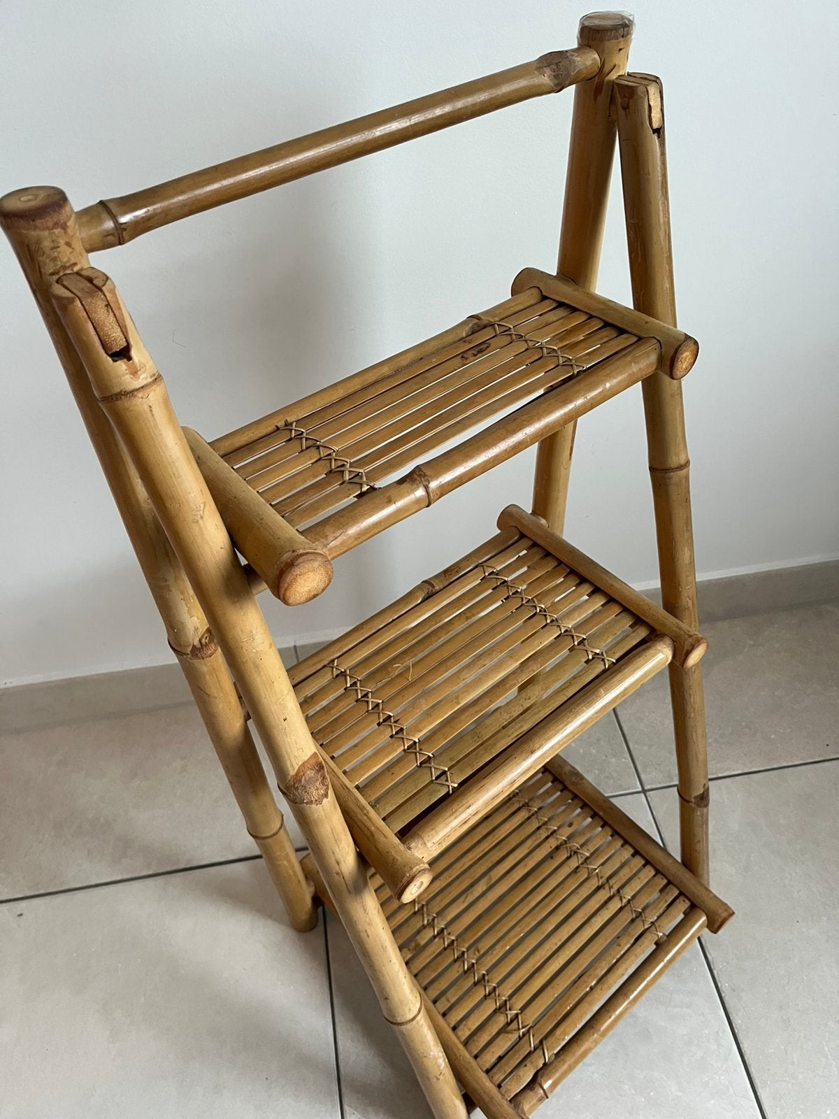 Magnifique étagère pliable en bambou, Maison & Meubles, Enlèvement, Comme neuf, Étagère
