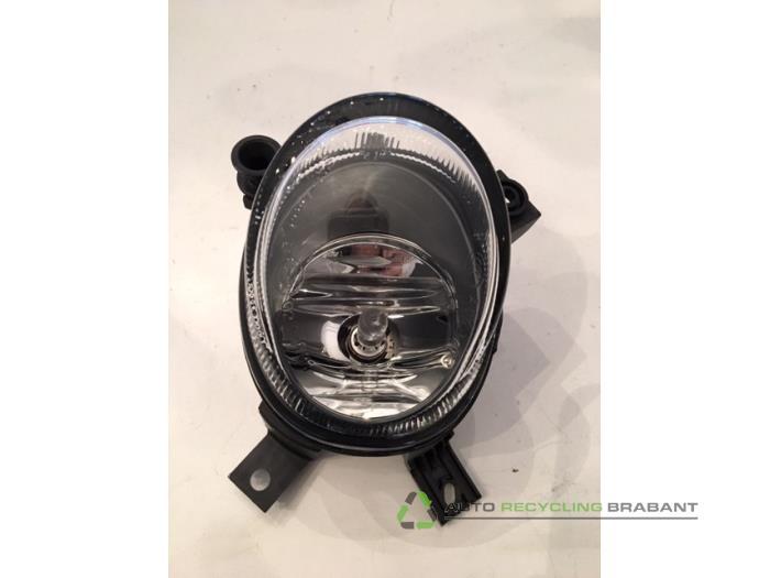 Feu antibrouillard avant gauche d'un Audi A4, -, 3 mois de garantie, Utilisé, -