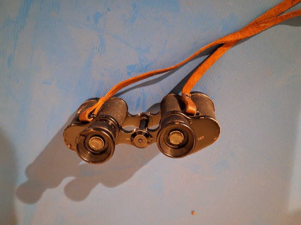 Ancienne paire de jumelles, Enlèvement, Utilisé, Avec housse ou sac
