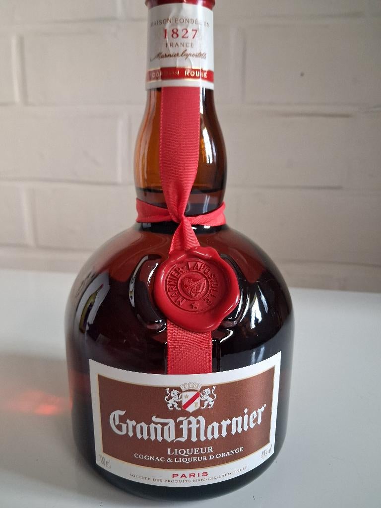 1 fles GRAND MARNIER (3 flessen te koop), Verzamelen, Ophalen of Verzenden, Nieuw, Overige typen, Vol