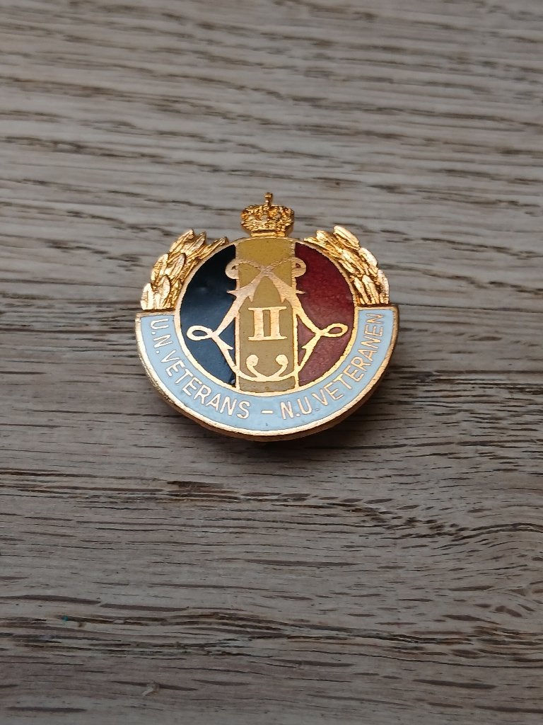 Insigne vétéran de Léopold II, Envoi, Armée de terre, Emblème ou Badge