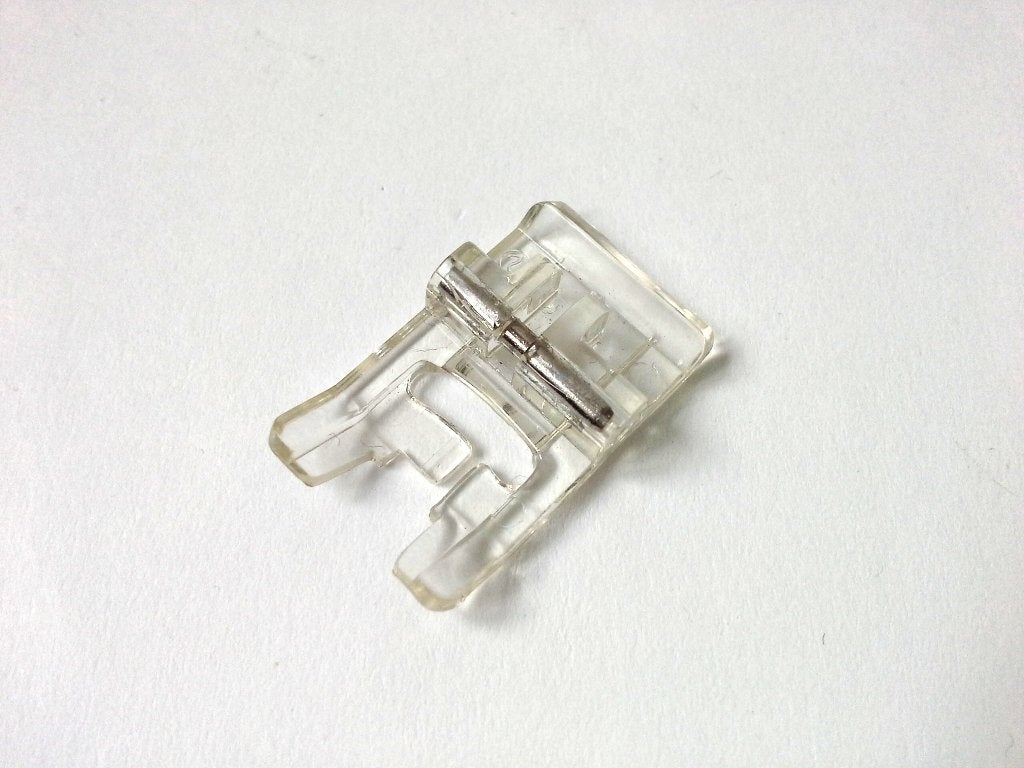 Pied pour ourlet caché 137632 pour machine à coudre Singer, Enlèvement, Utilisé, Accessoires, Singer