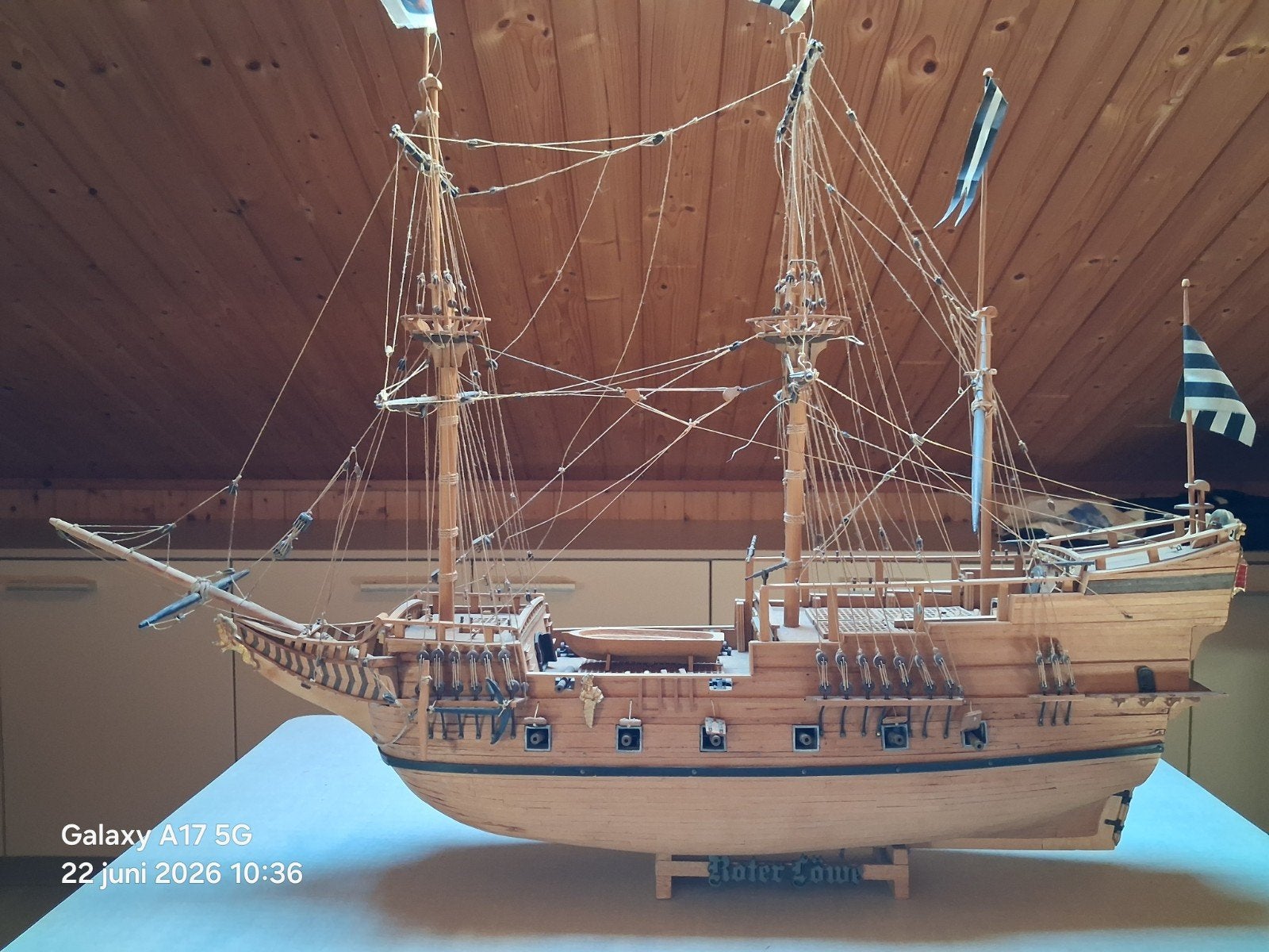 maquette de bateau en bois Roter Löwe, Enlèvement, Utilisé