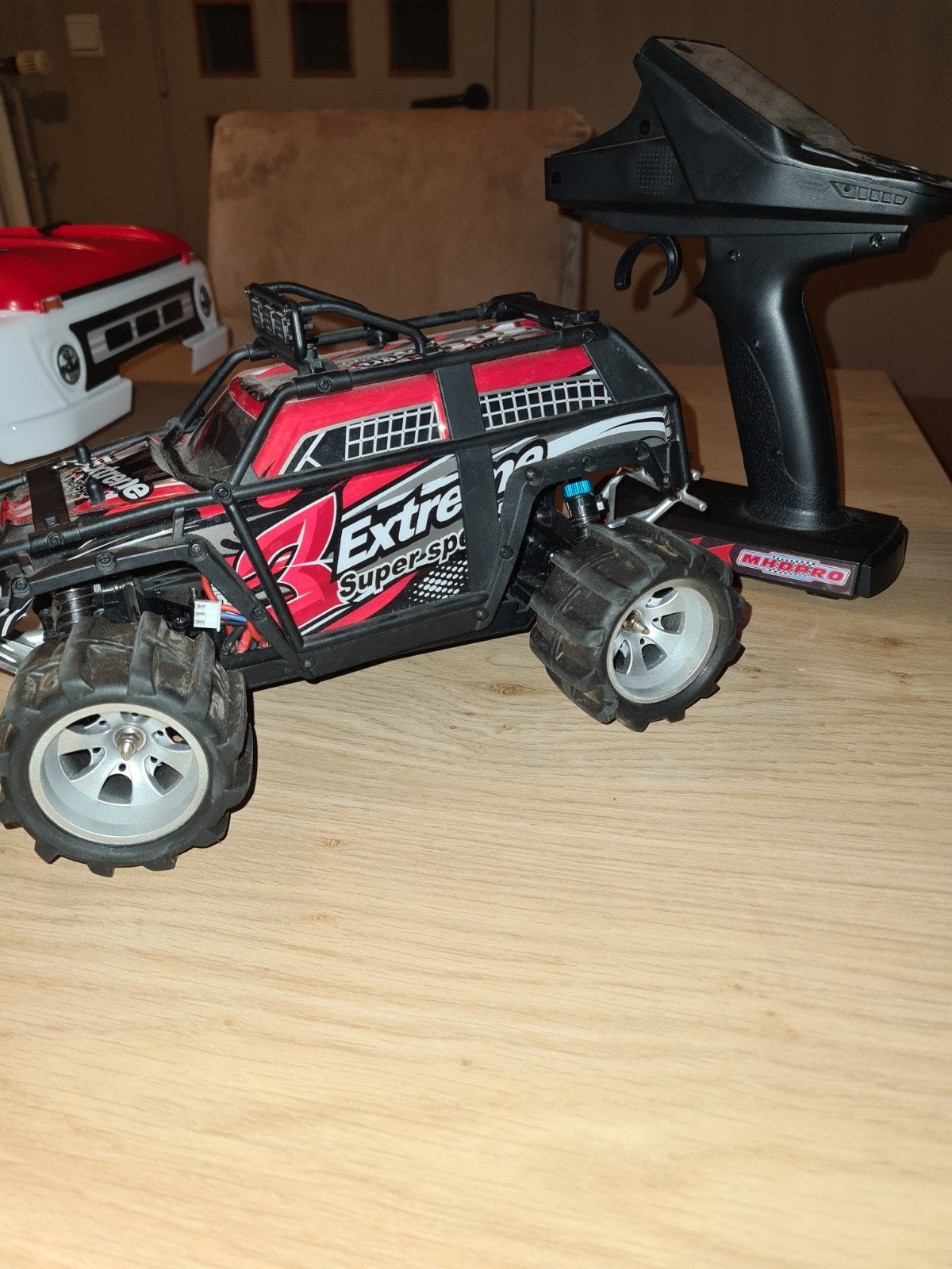 Voiture rafiocommandé 1/18, Hobby & Loisirs créatifs