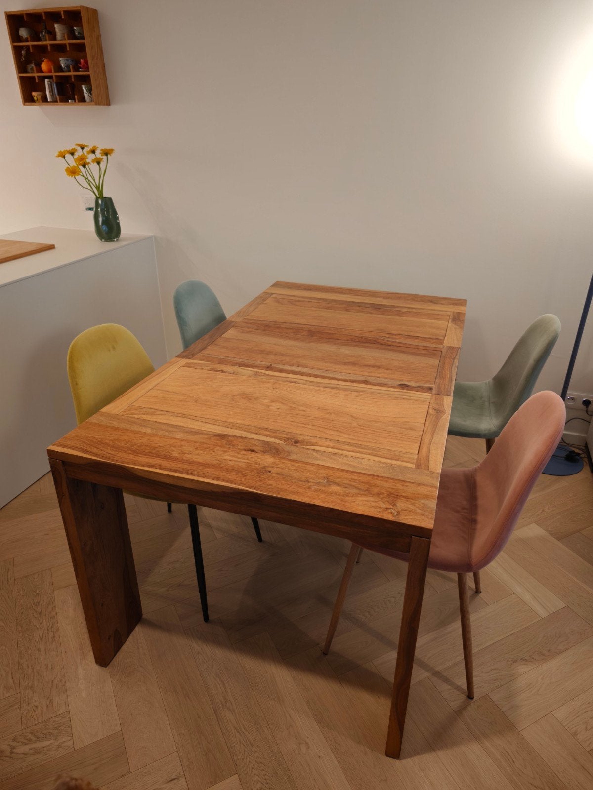 Table extensible en bois massif, Maison & Meubles, Quatre personnes, 100 à 150 cm, Enlèvement, Rectangulaire