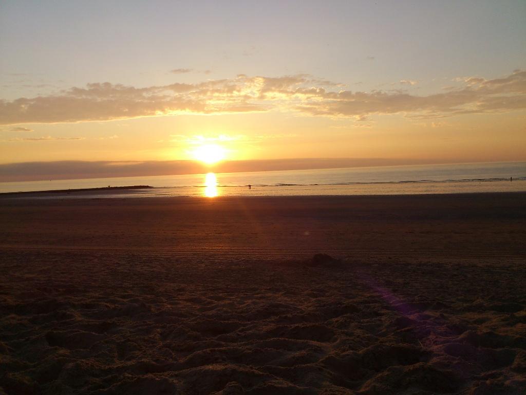 superbe app.digue Westende Middelkerke 2 chambres + garage, Vacances, Vacances | Offres & Last minute, Propriétaire