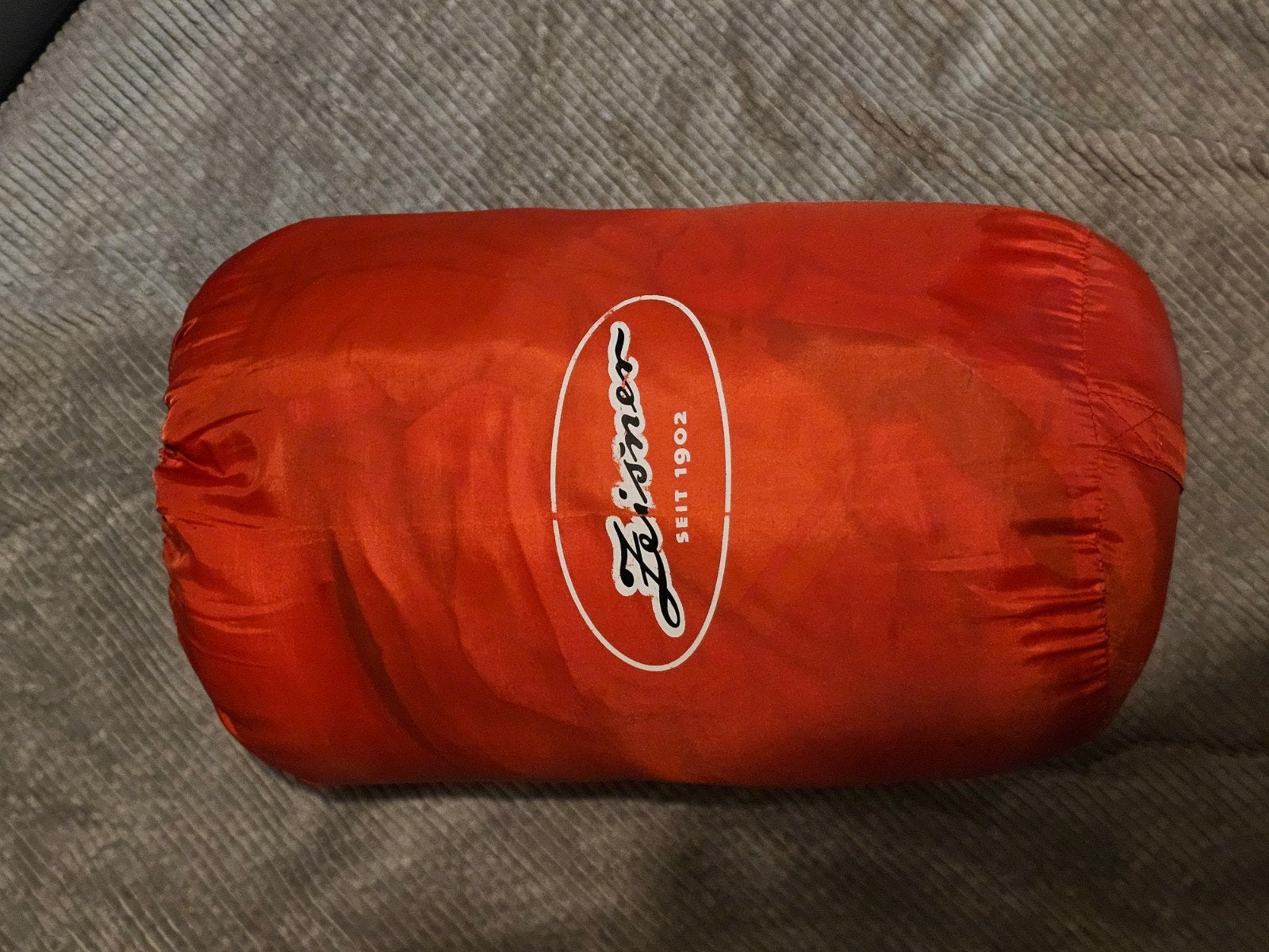 sac à dos Zeisner rouge - taille adulte, Caravans en Kamperen, Slaapzakken, Ophalen of Verzenden, Gebruikt