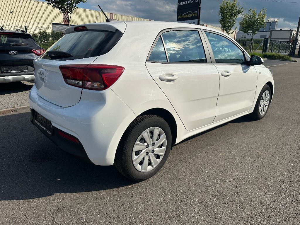 Kia Rio, 1.2 benzine, 2023, Auto's, Kia, Voorwielaandrijving, Stof, Euro 6, 4 cilinders