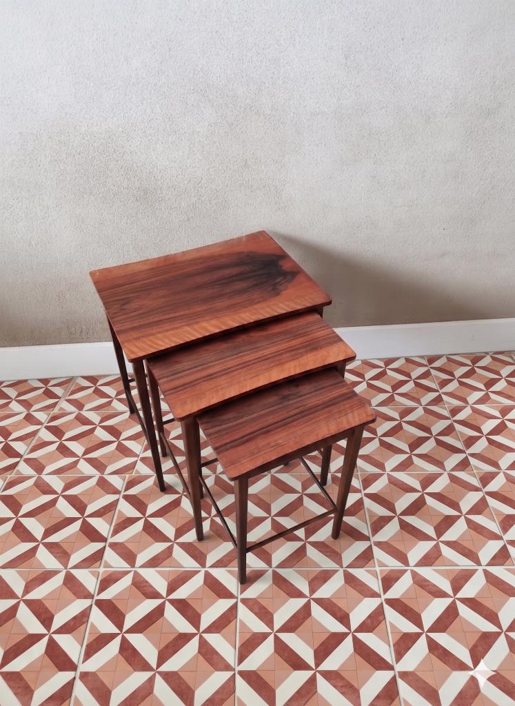Vintage deense set Nesttafels, Antiek en Kunst, Curiosa en Brocante, Ophalen