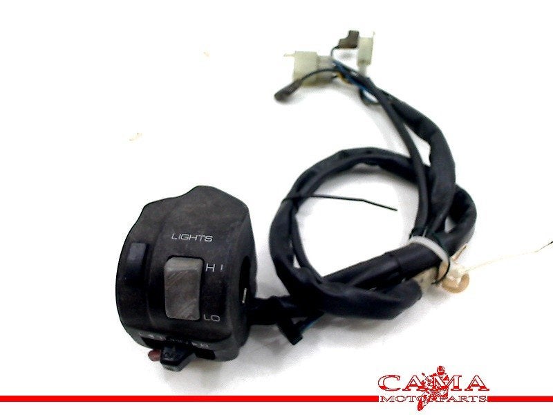 STUURSCHAKELAAR LINKS Yamaha, Dhr. S. di Majo, Gebruikt, Info@cama-motorparts.nl, P.J. Troelstraweg 8 8
3144 CX  MAASSLUIS, NL