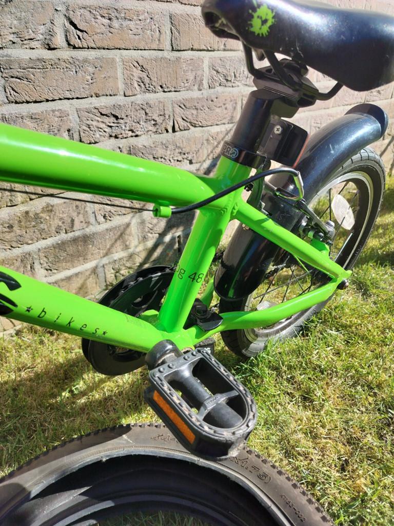 Frog Bikes kinderfiets 16" inclusief set off-road banden, Fietsen en Brommers, Ophalen