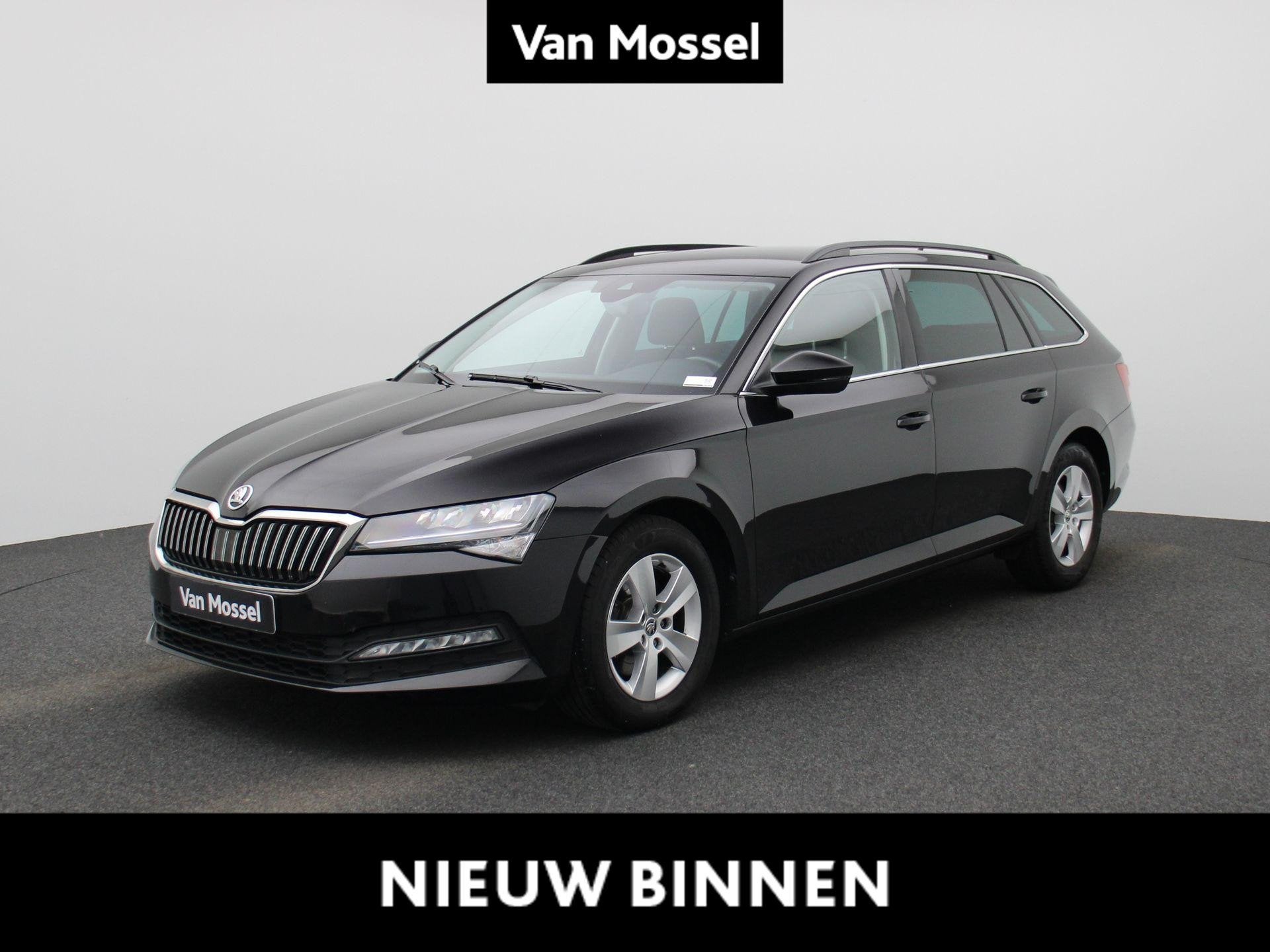 Skoda Superb 2.0 TDI SCR DSG AMBITION Combi (automatique), Autos, 1610 kg, Entreprise, 2000 kg, Noir