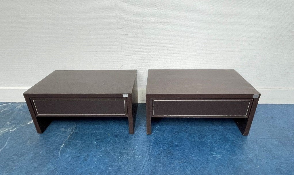 2 tables de nuit  @ OXFAM Solidarité, Maison & Meubles, Chambre à coucher | Tables de chevet, Utilisé, Bois, Enlèvement