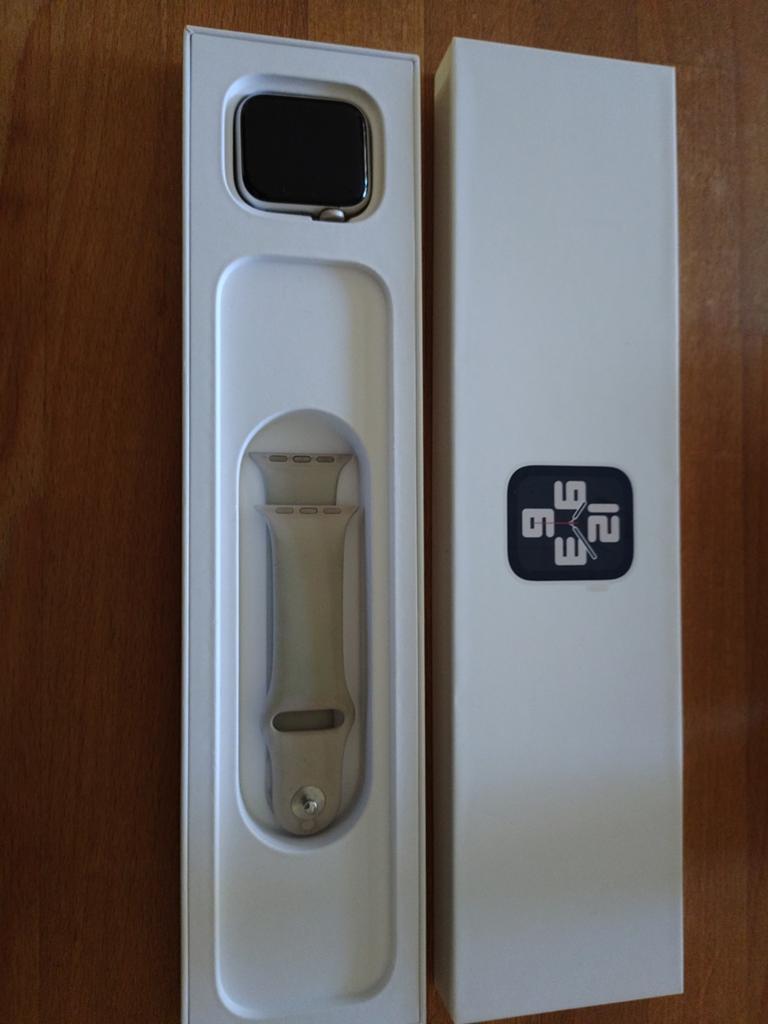 Iwatch se 2 en parfait état, Télécoms, Téléphonie mobile | Apple iPhone, Enlèvement ou Envoi