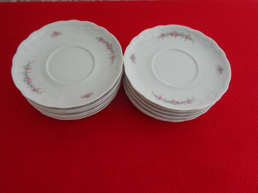 Petite soucoupe anciennes. 12 pièces,, Envoi, Utilisé, Autres matériaux, Autres types