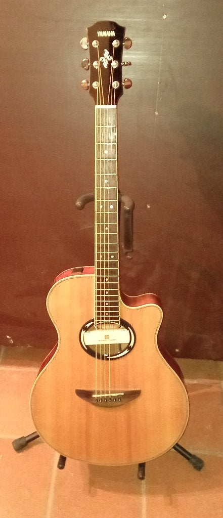 Yamaha APX 500 met magnetische versterking, Ophalen, Gebruikt, Western- of Steelstringgitaar