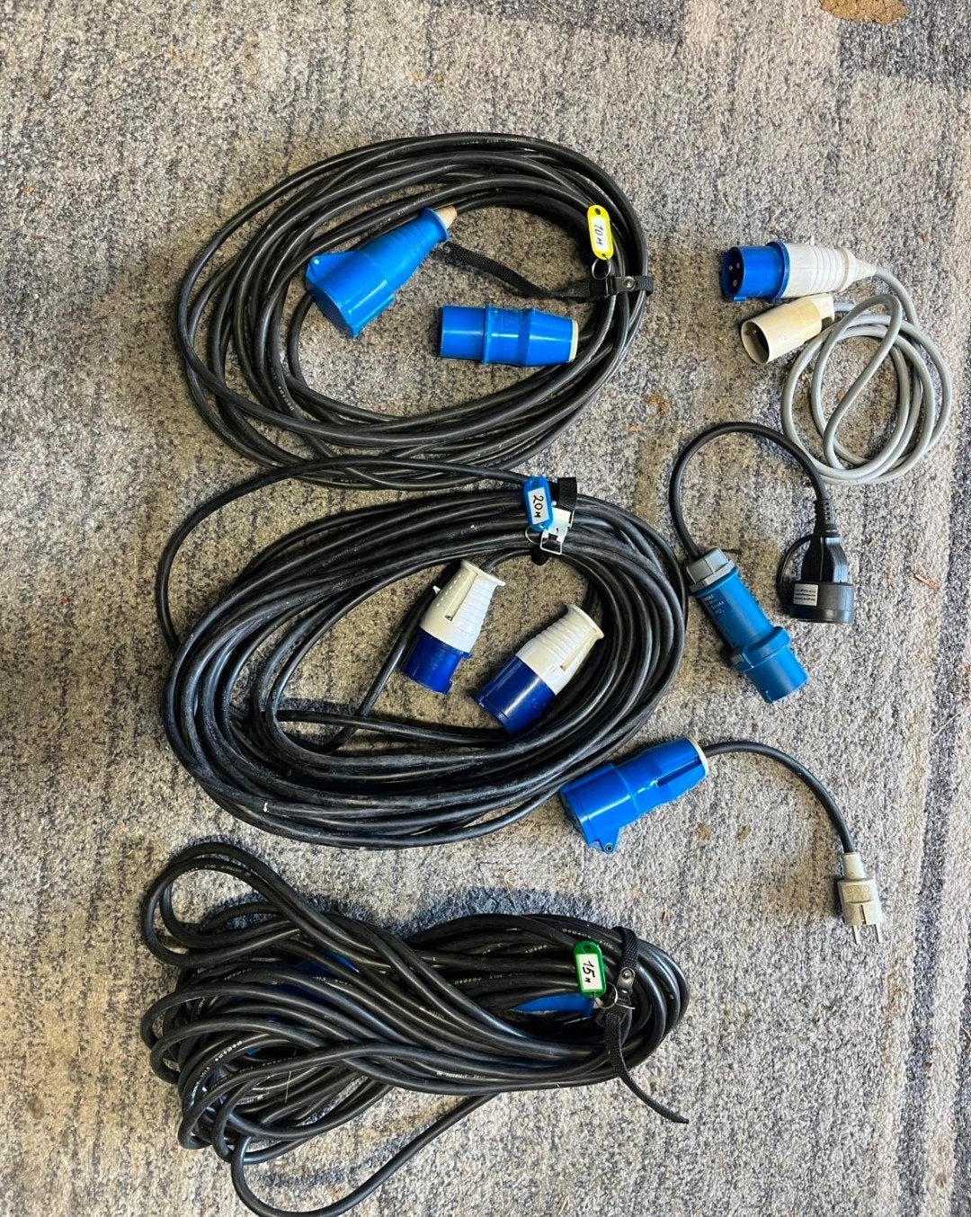 verschillende lengtes verlengsnoeren, Doe-het-zelf en Bouw, Ophalen