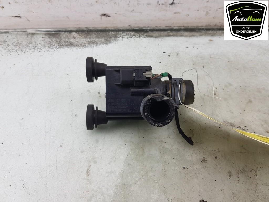 EXTRA WATERPOMP Audi A4 Avant (B9) (|06H121601N|), Gebruikt, Audi