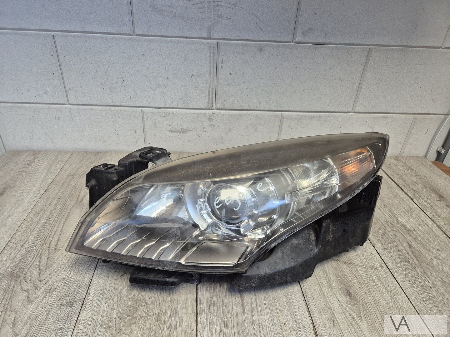 Koplamp XENON links Renault Megane 3 2008 - 2013 260600021r, Renault, -, Utilisé, -