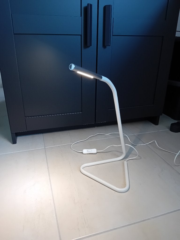 Lampe bureau Ikea Harte - Blanche - USB ou Secteur, Blanc, Lampe de bureau, Comme neuf, Enlèvement
