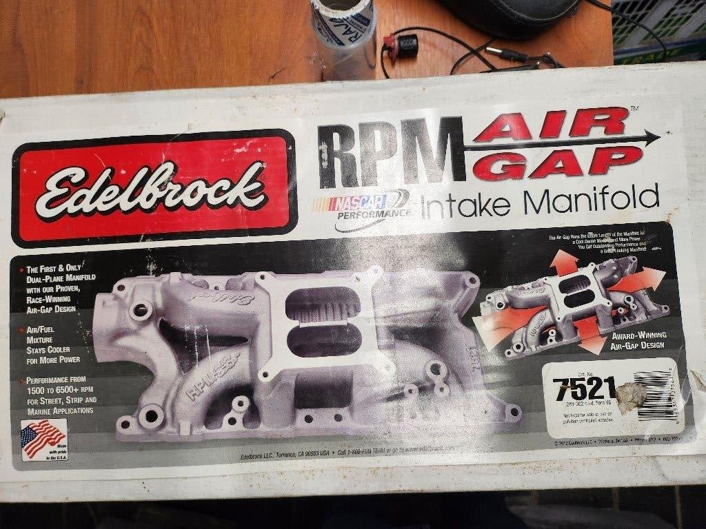 Edelbrock RPM airgap intake V8 Ford, Ophalen, Ford