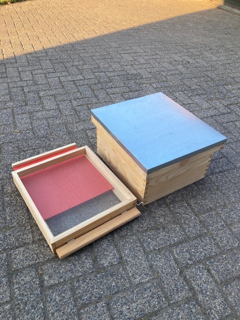 Bijenkast NL simplex / spaarkast, Dieren en Toebehoren, Insecten en Spinnen, Bijen
