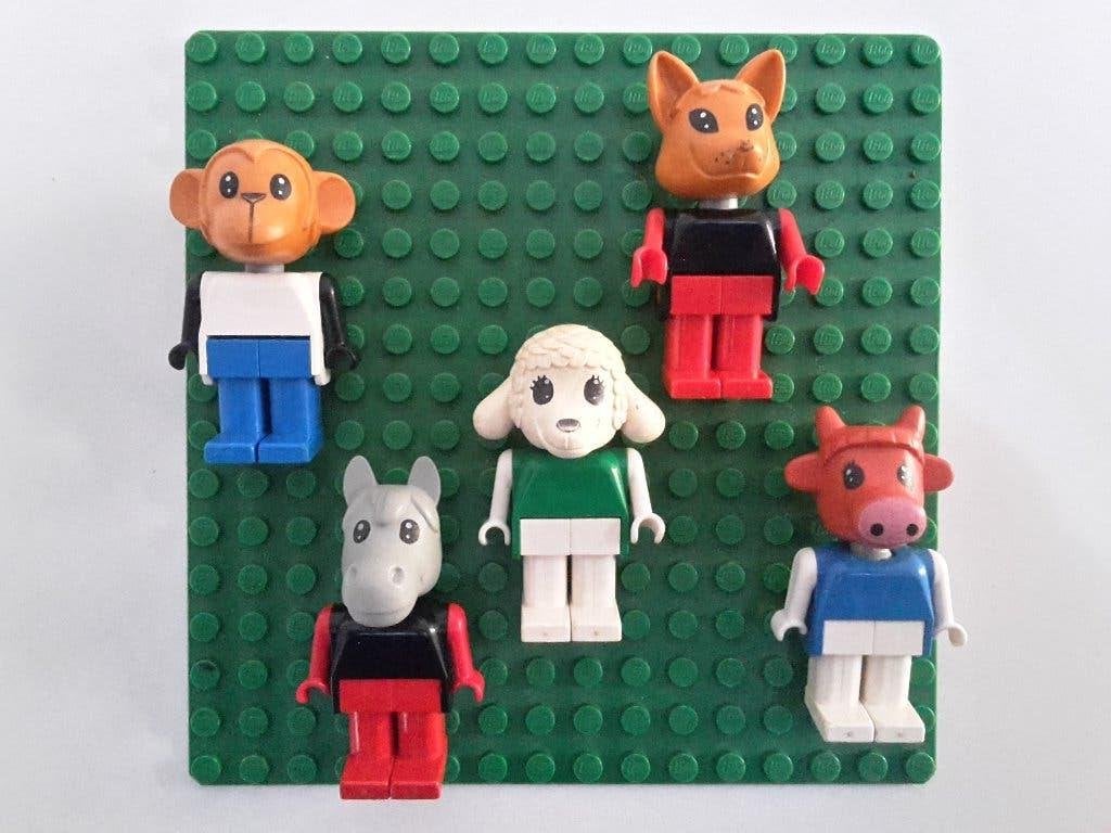 Heel oude LEGO Fabuland diertjes, 5 stuks + bodemplaatje, Kinderen en Baby's, Ophalen of Verzenden, Gebruikt, Lego