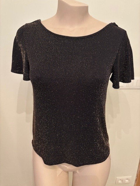 Feestelijke Tshirt – Zwart met gouden glitters, Kleding | Dames, T-shirts, Maat 38/40 (M), Zwart, Ophalen of Verzenden, Korte mouw