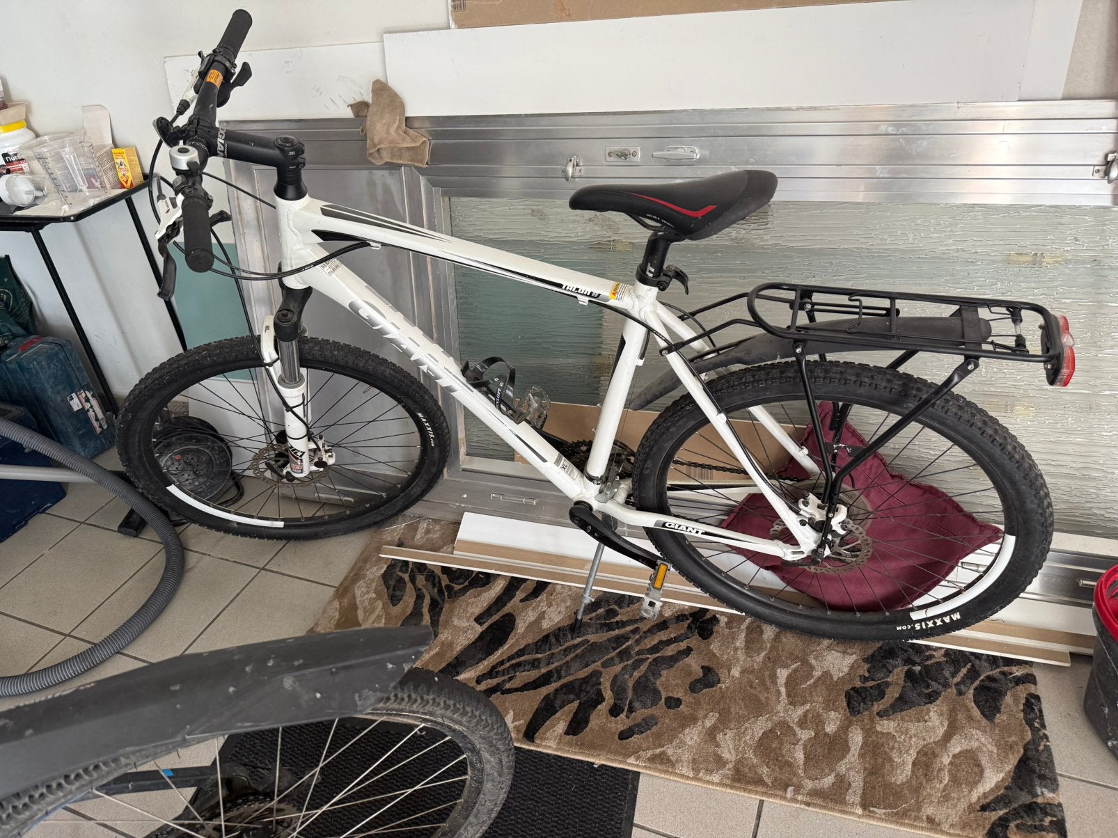 Fietsen aluminium, Vering, Ophalen of Verzenden, Zo goed als nieuw, 61 tot 65 cm