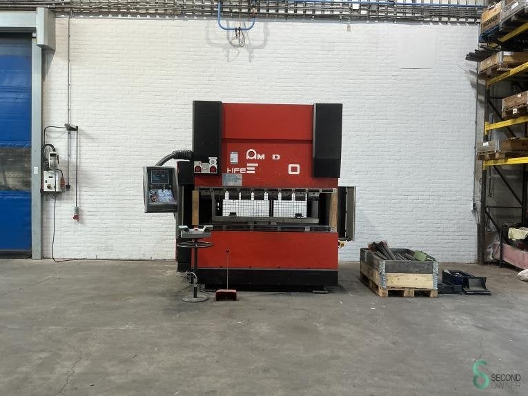 Amada HFE 50-20, Articles professionnels, Machines & Construction | Travail du métal