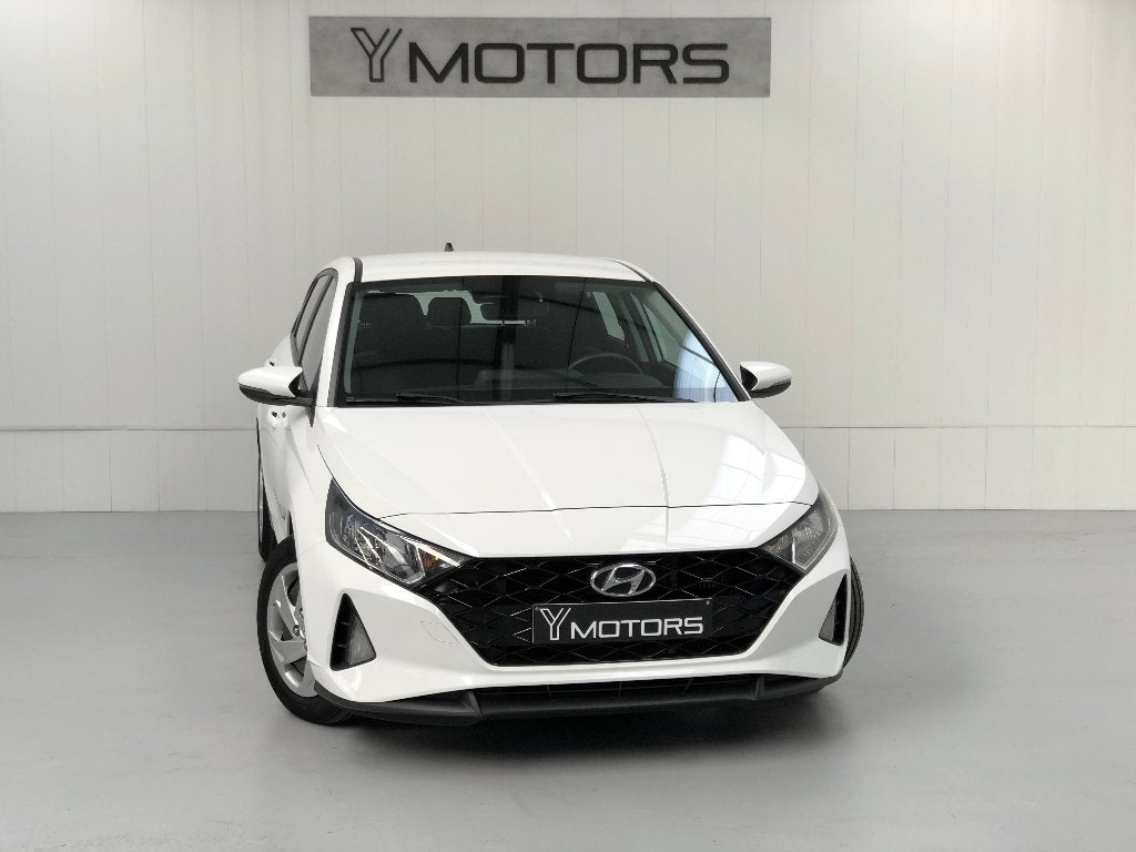 HYUNDAI i20 1.0 T-GDi VIRTUAL COCKPIT CAMERA APPLE CAR PLAY, Auto's, Stof, Wit, 5 deurs, 3 cilinders