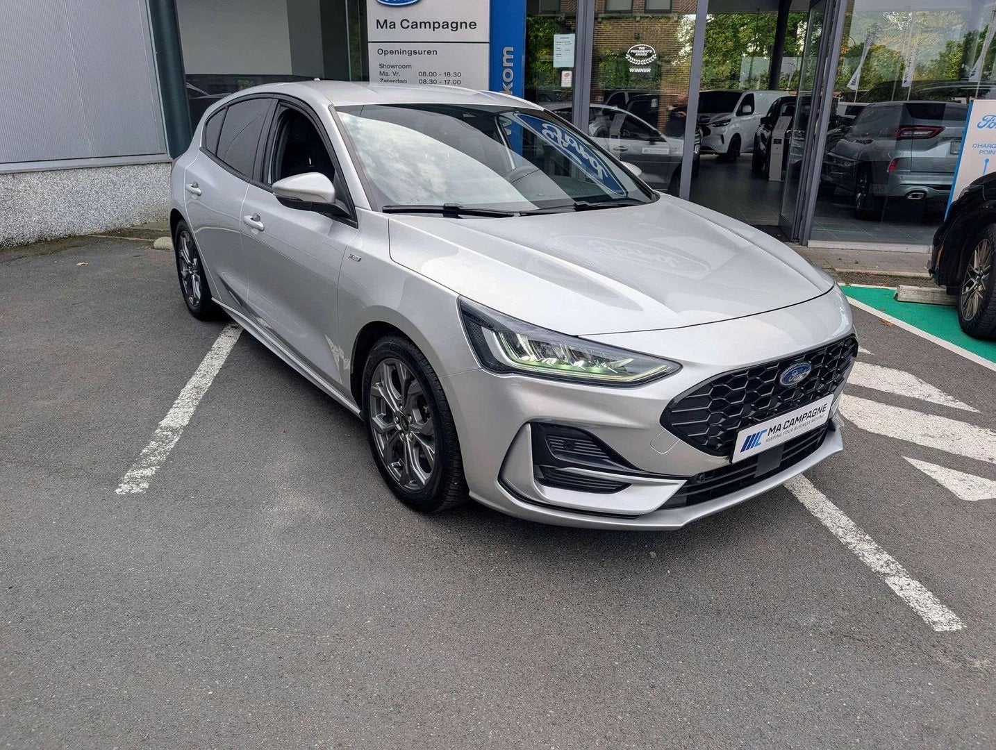 Ford Focus ST-Line 1.0i Ecoboost 155pk MildHybrid A7 automaa, Autos, Focus, 998 cm³, Entreprise, 5 portes