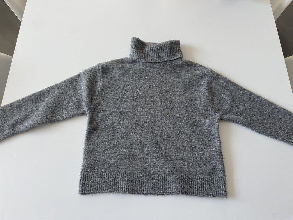 Pull à col roulé gris taille 130 8/9 ans par Zara, Enfants & Bébés, Vêtements enfant | Taille 128, Enlèvement ou Envoi, Pull ou Veste