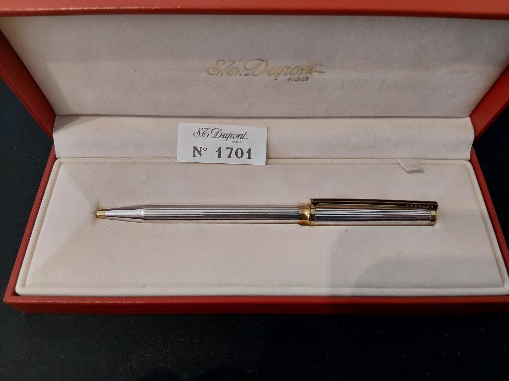 St dupont 1701 met doos perfecte staat, Verzamelen, Pennenverzamelingen, Overige merken, Balpen, Nieuw, Met doosje
