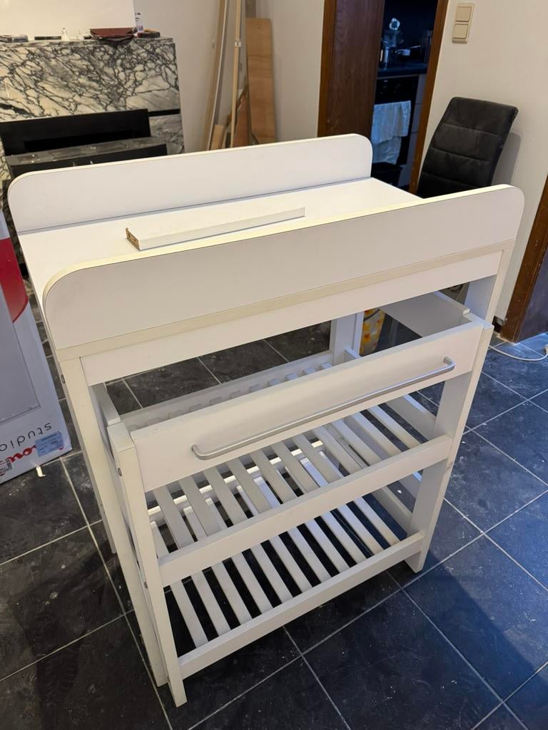 Gratis verzorgtafel, Enlèvement, Utilisé