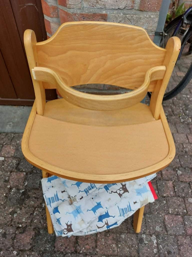 Tripp Trapp kinderstoel groeit met je kindje, Ophalen, Zo goed als nieuw, Gordel(s)